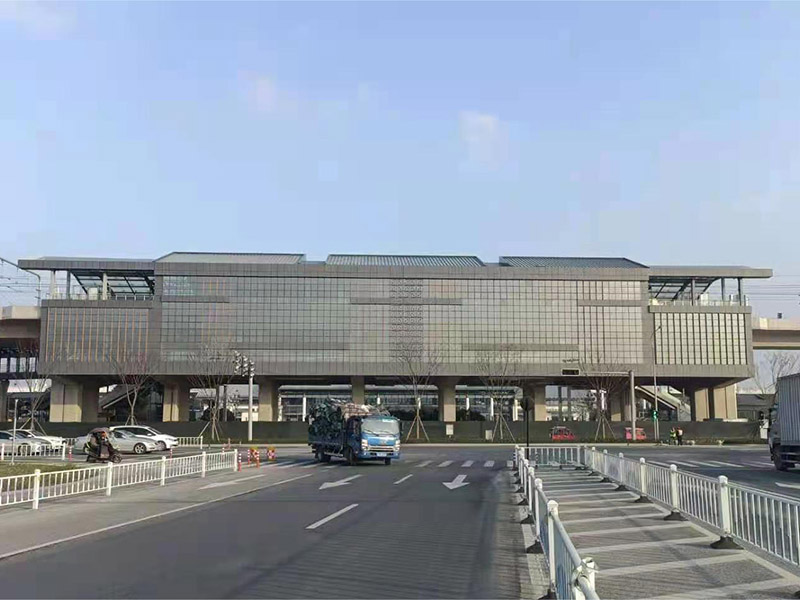 杭海城際鐵路裝修1標許村鎮站、海寧高鐵站幕墻工程 (3).jpg