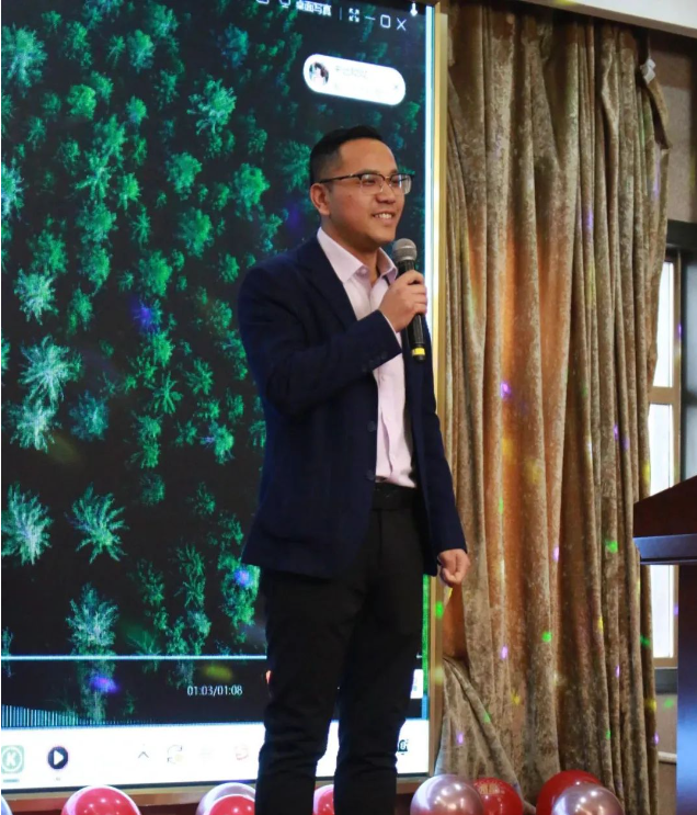 1ba6f4c2db3e4c7ff3be335b9c80739.png 1ba6f4c2db3e4c7ff3be335b9c80739.png